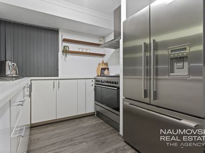 10 Gaby Way, Marangaroo