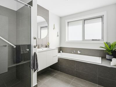 7 / 172 Wellington Street, Longford