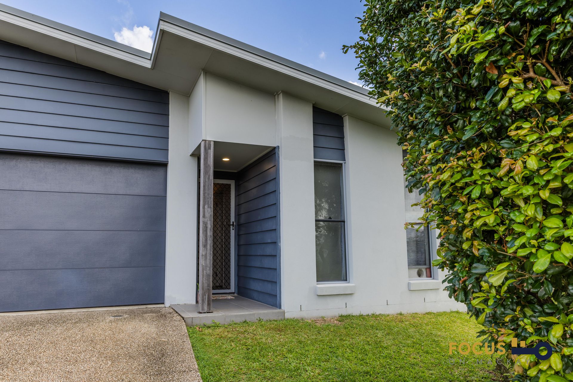 31 a & b Primavera Boulevard, Beaconsfield