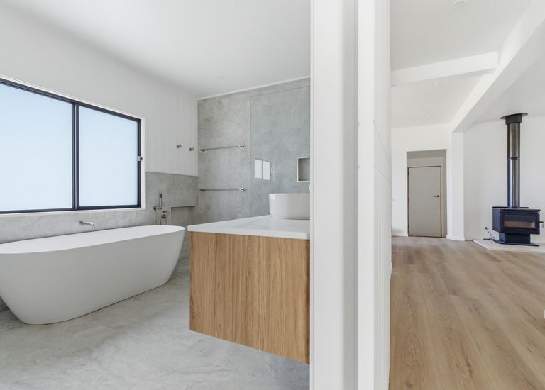 138 Oakleys Road, Portland