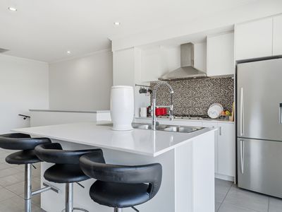 240 Leeuwin Boulevard, Bushmead