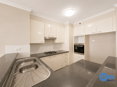 340 / 303 Castlereagh Street, Haymarket