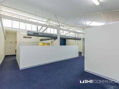 1 / 2 Lyell Street, Fyshwick