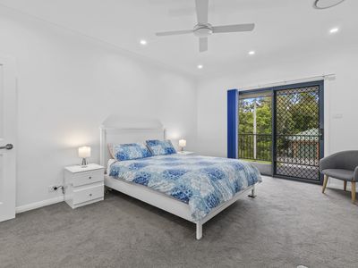 11 Sundeck Avenue, Hawks Nest