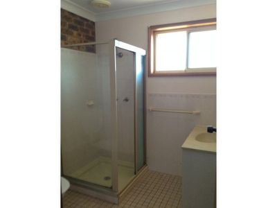 2 / 11 Commerce Drive, Warilla