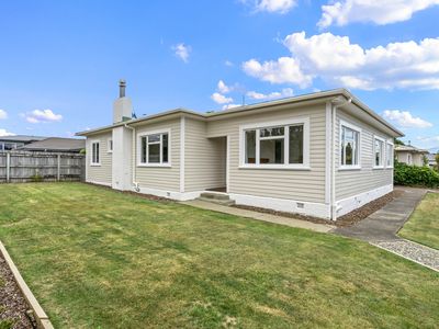 40 Bledisloe Avenue, Stoke