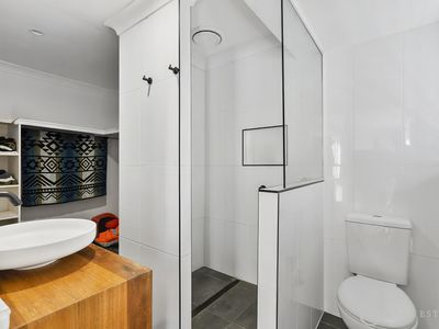 6 Macaulay Way, Pacific Heights