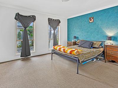 2 / 13 Parkes Street, Oak Flats