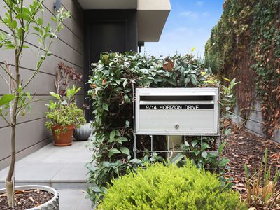 9 / 14 HORIZON DRIVE, Maribyrnong