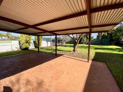 24 Calarie Road, Forbes