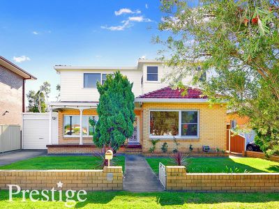 34 Lynwen Crescent, Banksia