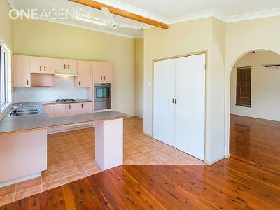 42 Kingfisher Drive, River Heads