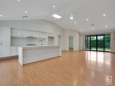 20 Mead Way, Watanobbi