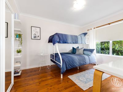 11 Hillcrest Avenue, North Narooma