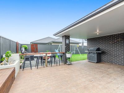 15 Bayview Avenue, Haywards Bay