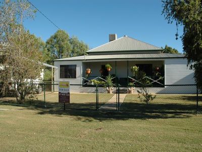109 CRANE STREET, Longreach
