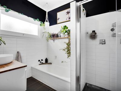 12 Helenwood Grove, Newnham