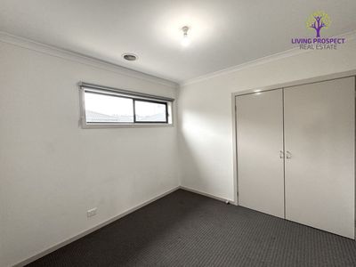 3 / 6 Equine Court, Tarneit