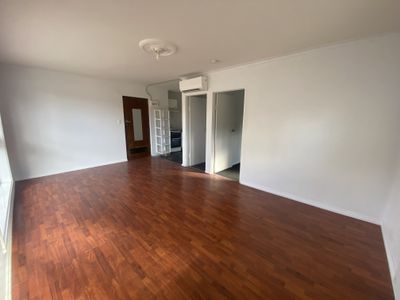 1 / 15 Beaumont Parade, West Footscray