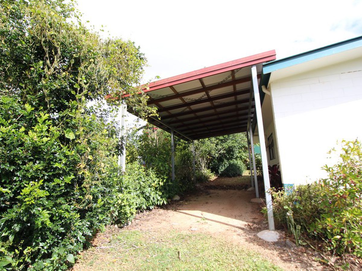 15 Marigold Street, Atherton