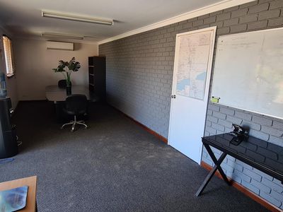 86-90 Leviathan Street, South Boulder