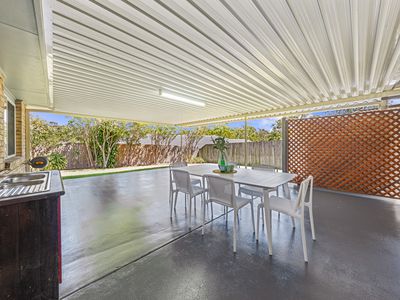 4 Regal Drive, Regents Park