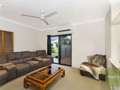 7 Columbia Way, Douglas