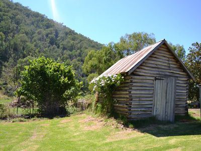 903 Mullagong Road , Tawonga