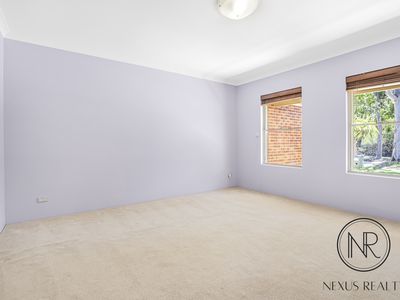 70 Golf Links Drive, Carramar