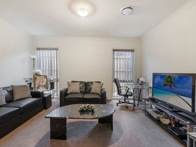 24 Beattie Street, Gledswood Hills