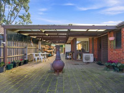6 Rachel Court, Sale