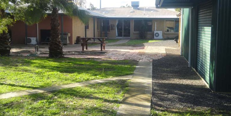 13 Shiffner Street, Violet Town