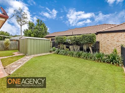 42 Glasshouse Cr, Forest Lake