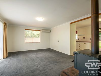 147 Malpas Street, Guyra