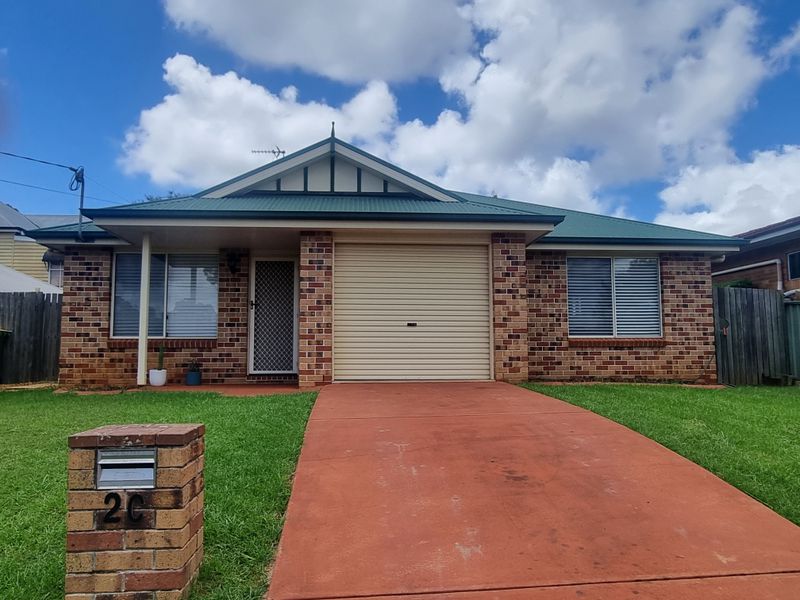 2C Balanga Court, South Toowoomba