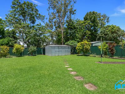 28 Golden Grove Drive, Bentley Park