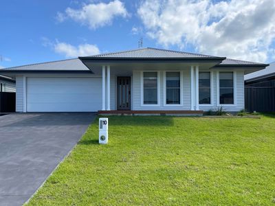 10 Bexhill Avenue, Sussex Inlet