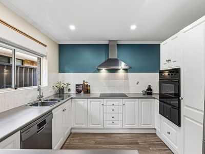 2 / 12 Howell Place, Wynn Vale