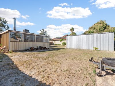 9 Boronia Close, Camillo