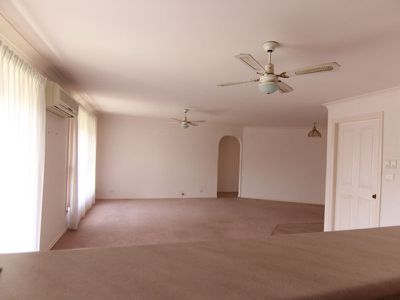 2 / 2 Tandara Place, Forster