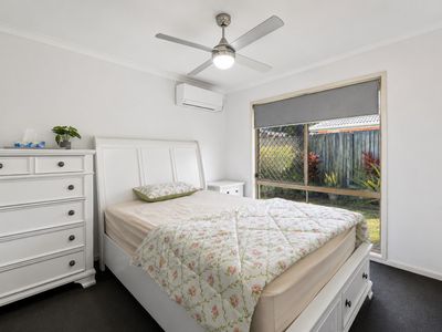 13 Green Pl, Durack