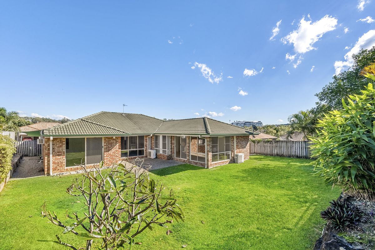 4 Cordata Court, Robina
