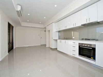 4/187 Waterloo Street, Tuart Hill