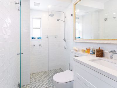 2 / 2 Ramsgate Avenue, Bondi Beach