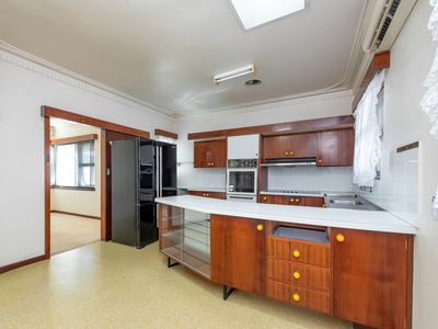 4 Jason Street, Yokine