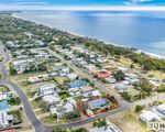 7 Palm Court, Moore Park Beach