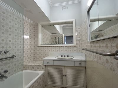 6 Rugby Street, Belmont