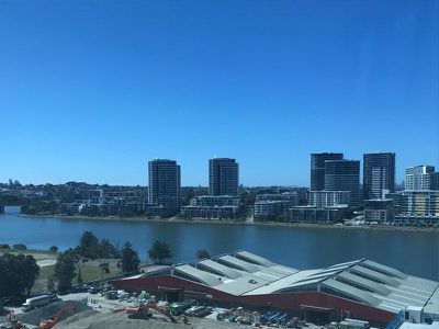E1 / 11 Wentworth Place, Wentworth Point