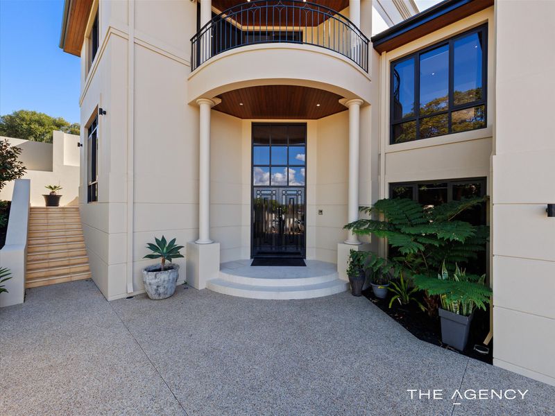 5 Sumich Gardens, Coogee