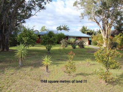211 The Lakes Way, Forster
